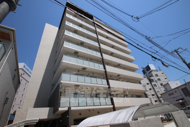 堺市堺区南安井町のマンションの建物外観