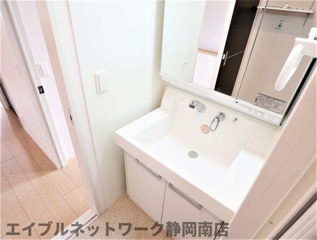 洗面設備　洗面所です