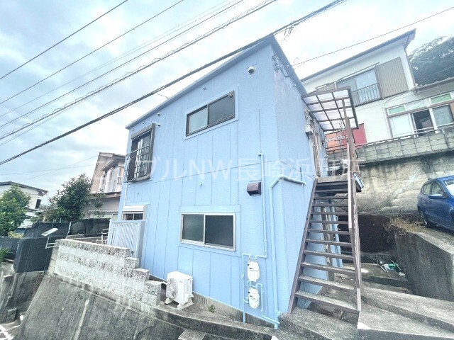 light blueの建物外観