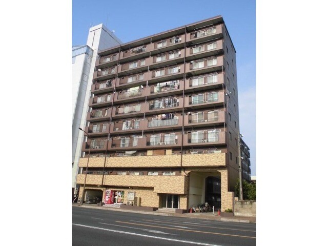 京都市右京区西院高田町のマンションの建物外観