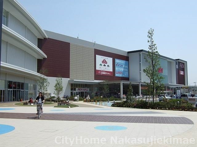 【広島市安佐南区古市のアパートのショッピングセンター】