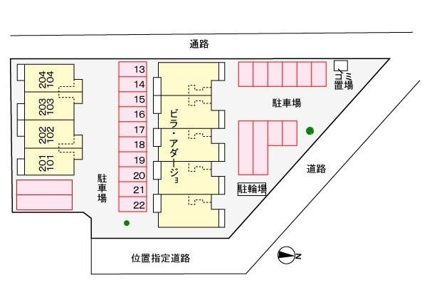 【ビラ・ダ　カーポの駐車場】