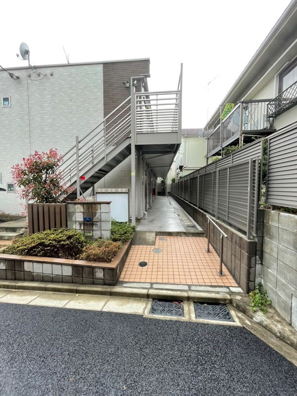 エントランス　エントランス