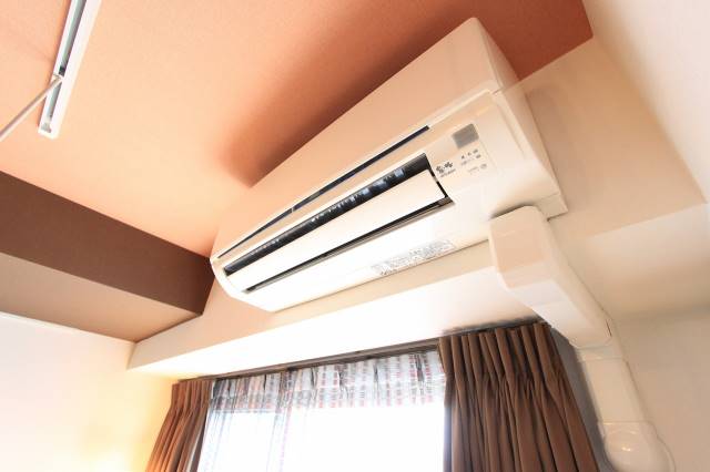 その他設備　エアコンで１年中快適ですね