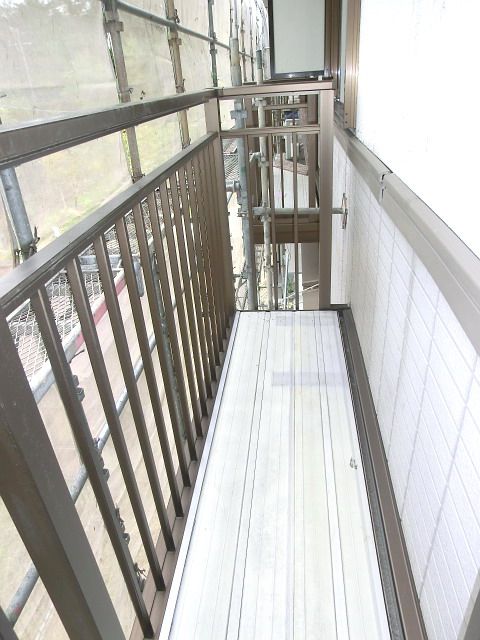 バルコニー　西向きのベランダ