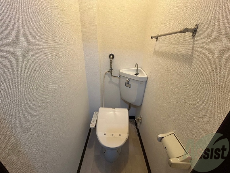 トイレ　トイレです。ウォシュレット付を探している方、おすすめです。