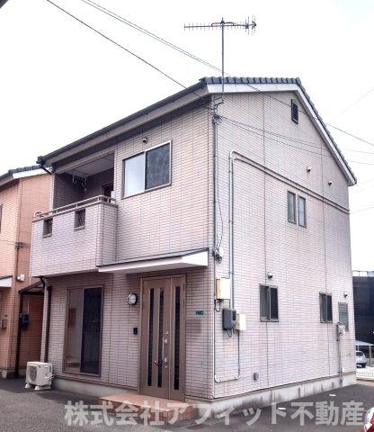 建物外観　ローズさかき・木造