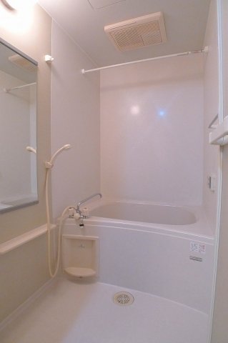 バス・シャワールーム　きれいなお風呂です