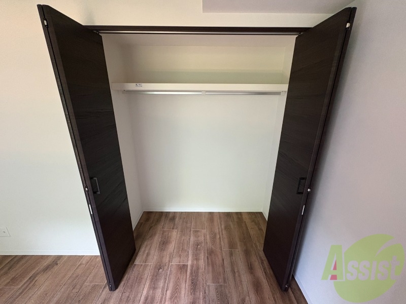 収納　寝室の収納です。部屋がすっきり片付きます。