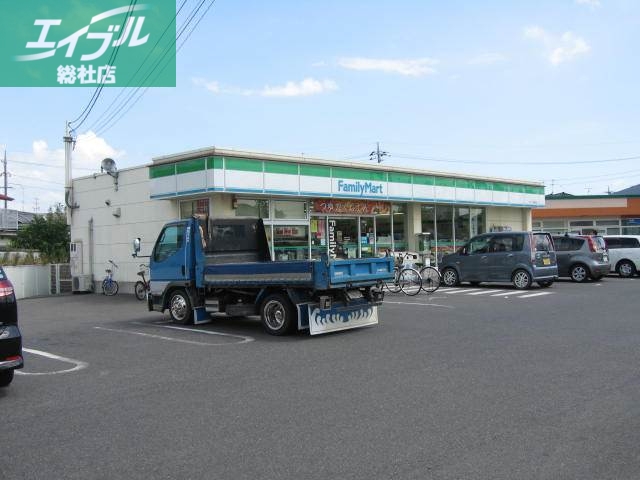 コンビニ　ファミリーマートくらしき駅北店（コンビニ）まで596m