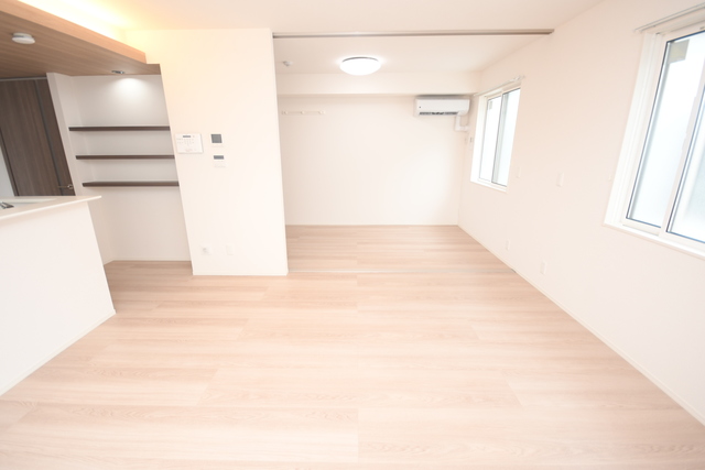 居室・リビング　リビング