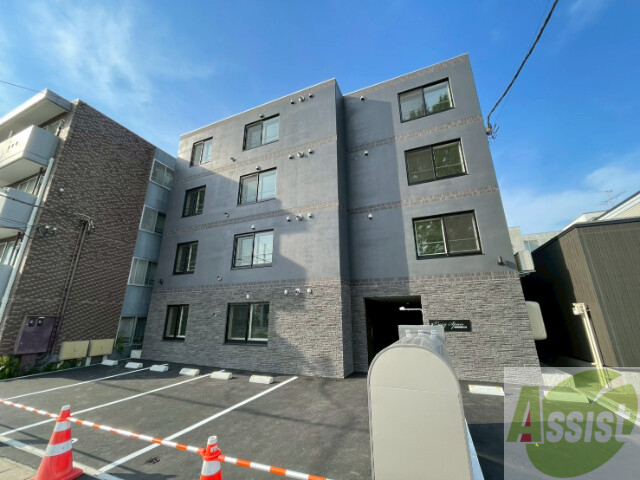 建物外観　札幌市白石区本郷通５「ラグジースペース本郷通南」