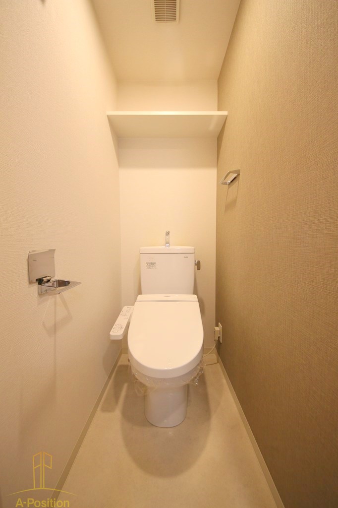 トイレ　プライムアーバン御堂筋本町