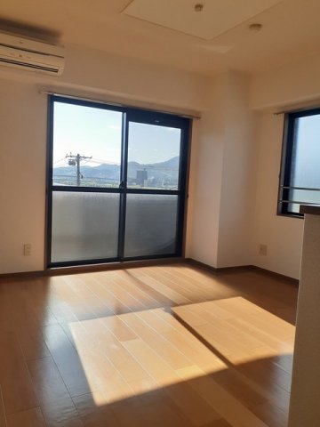 居室・リビング　使いやすい居間です