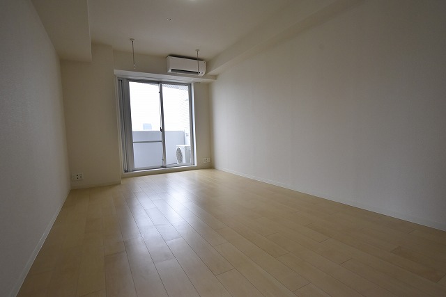 居室・リビング　居間