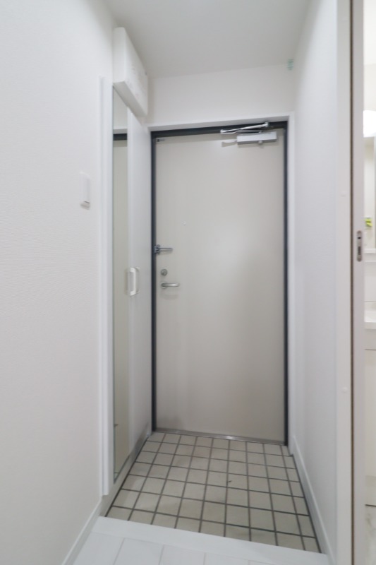 玄関　図面と現状に相違がある場合には現状を優先