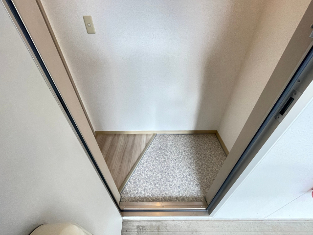 玄関　玄関スペース