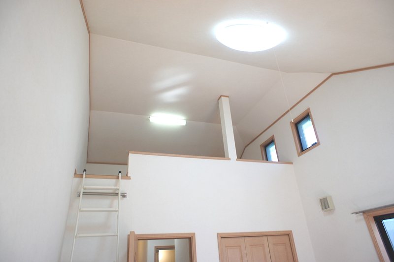 その他部屋・スペース　天井高で開放感がある室内