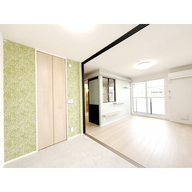 その他部屋・スペース　ウォークインクローゼットのある洋室