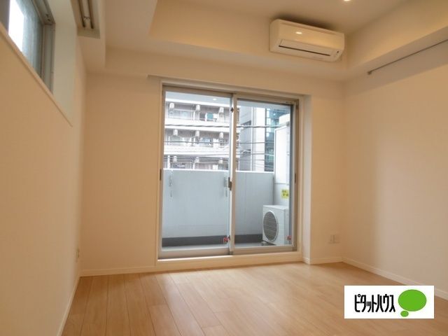 居室・リビング　写真は２０１号室のもの