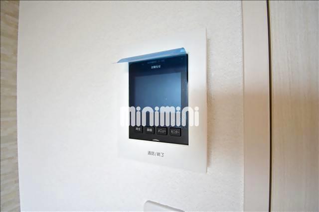 セキュリティ　モニタ付きインターホンで安心です。