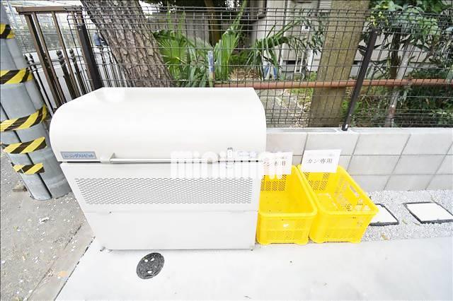 その他共有部分　敷地内ごみ置き場です。