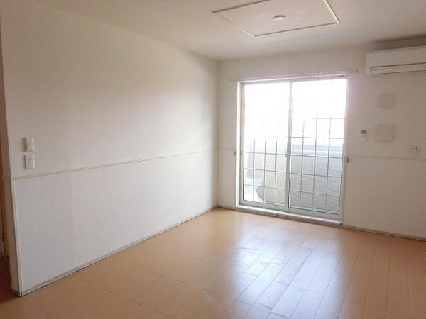 居室・リビング　広々リビング！