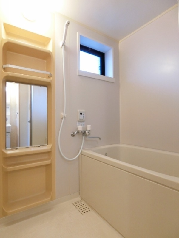 バス・シャワールーム　図面と現状に相違がある場合には現状を優先