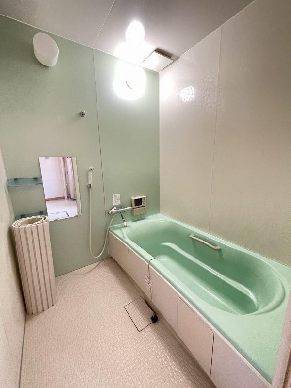 バス・シャワールーム　浴室