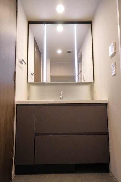 洗面設備　※写真は同タイプ住戸です。