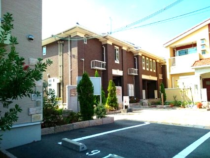 駐車場　駐車場に車を止められます