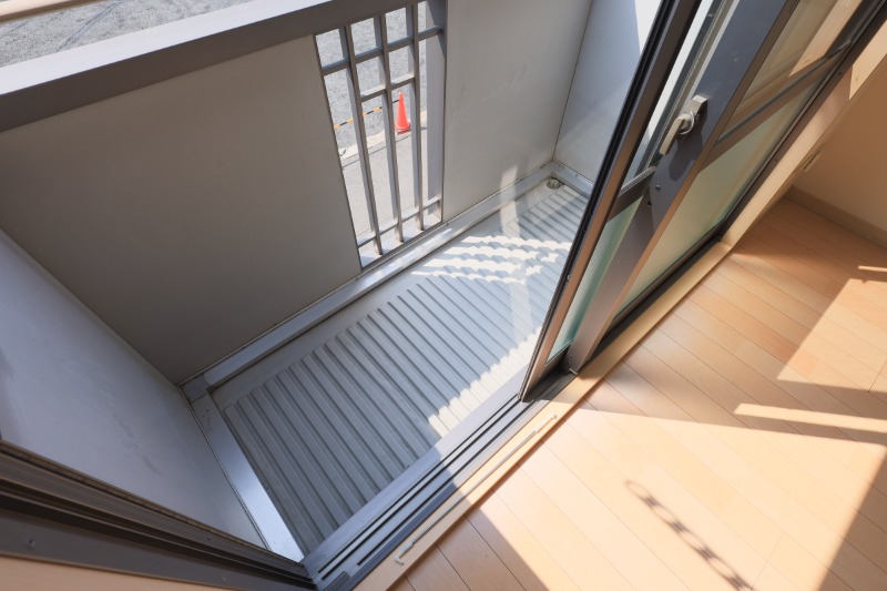 バルコニー　図面と現状に相違がある場合には現状を優先