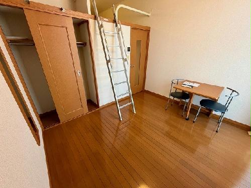 居室・リビング　設備・仕様は号室により異なる為、現状を優先いたします。