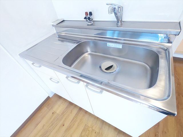 キッチン　ガスコンロが使用出来るキッチンで自炊をされる方にピッタリ