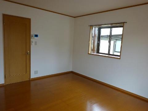 居室・リビング　室内