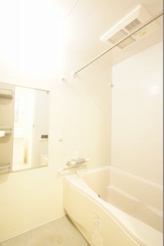 バス・シャワールーム　バスルーム