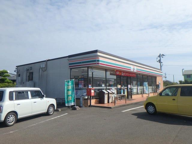 コンビニ　セブンイレブン（コンビニ）まで316m
