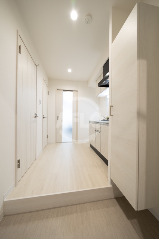 玄関　NU長居公園　玄関