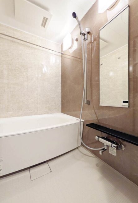 バス・シャワールーム