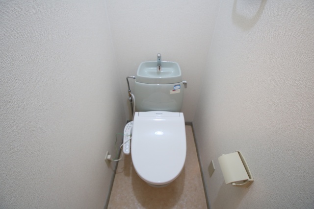 トイレ　別室の参考写真です。※現況優先