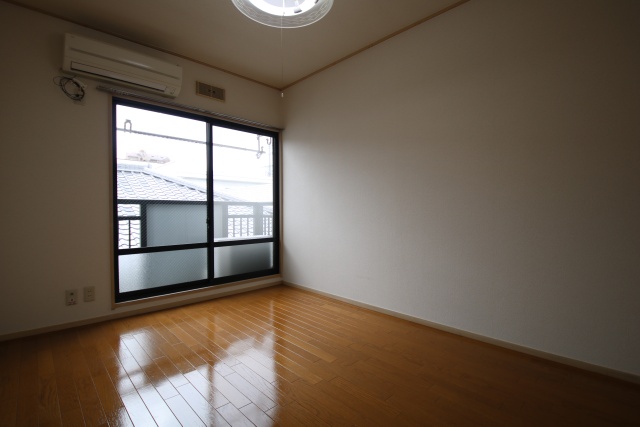 居室・リビング　別室の参考写真です。※現況優先