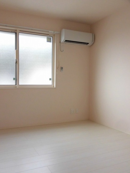 居室・リビング　きれいな洋室です