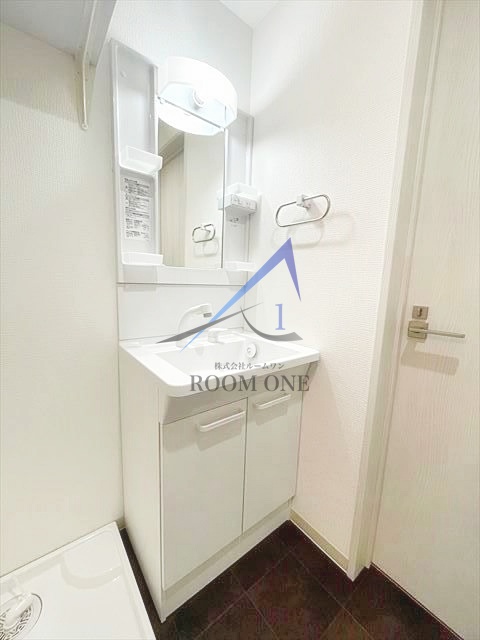 洗面設備　独立洗面台です。