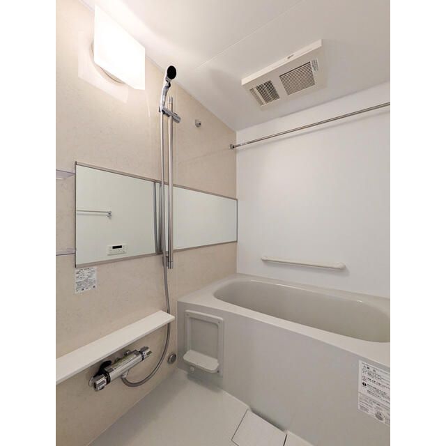 バス・シャワールーム　☆ゆったりくつろげるお風呂☆