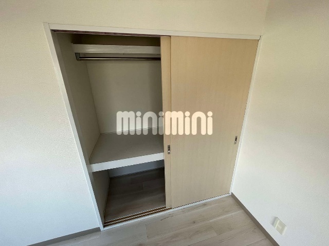 収納　※同物件別号室の参考写真です。