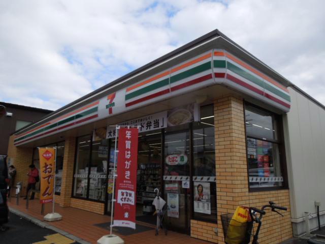 コンビニ　セブンイレブン湖南岩根中央店（コンビニ）まで740m