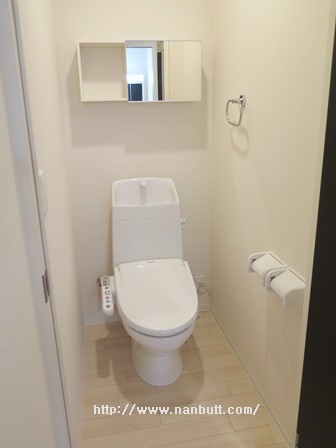 トイレ　ウォシュレット完備