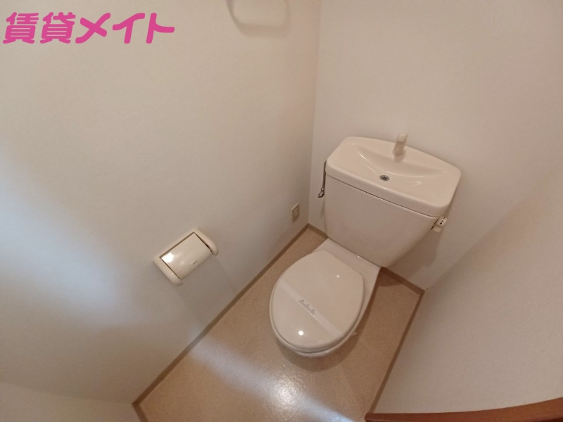 トイレ　同型参考写真