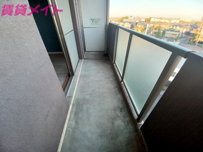 バルコニー　同型参考写真