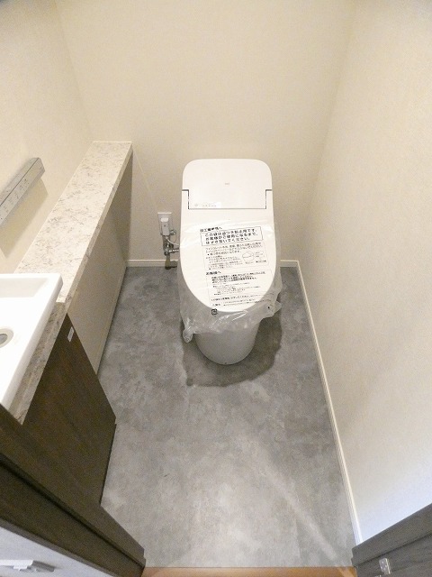 トイレ　トイレ